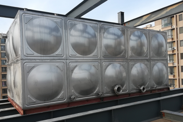 如何避免不銹鋼生活水箱的水質受到污染