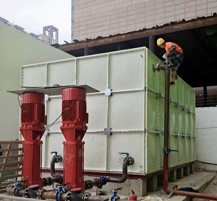 怎樣測量玻璃鋼水箱壓力？